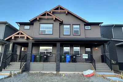 Image de Charming 1-bedroom apartment in Sw Calgary with WiFi