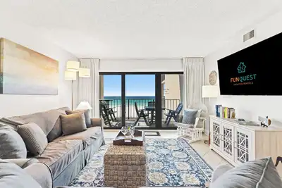Image de Moondrifter 403 - Stunning 2 Bedroom Unit