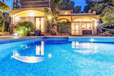 Image de Platja Calafato by Interhome