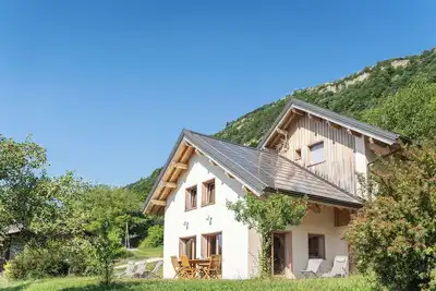Image de La Grange Aux ÉCUREUILS 10 Personnes
