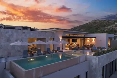 Image de Luxury Hillside Villa | Pool, Views & Privacy