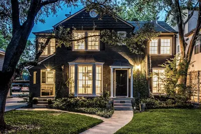 Image de Smu Highland Park Katy Tr. Knox St, Turtle Creek. Convenient prestigious location!