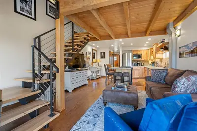 Image de Resort Retreat, Stunning Views, Pool, Hot Tub, Fitness Room, A/C!