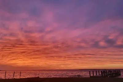 Image de Waterfront Oasis on Albemarle Sound, Pier, Decks, Amazing Views. Sleeps 6