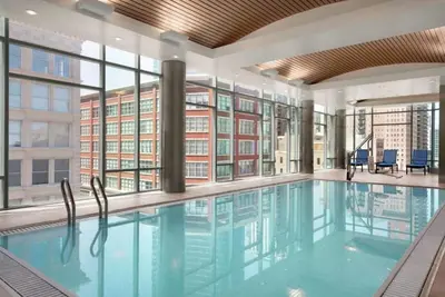 Image de Distinctive suites in downtown Chicago