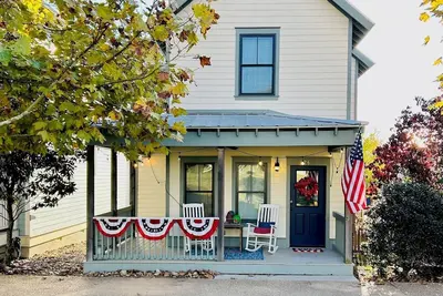 Image de Carlton Landing Cottage w/ Putting Green & Arcade Game
