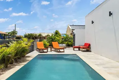Image de Four Villas private Magnesium Pool, Grill, Dive Rinse Tank, Garden, 3min To Beach N1