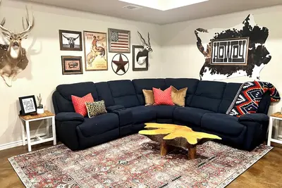 Image de Hankins’ Hideaway: Spacious 3br Western Lodge w\/ Modern Amenities in Lampasas