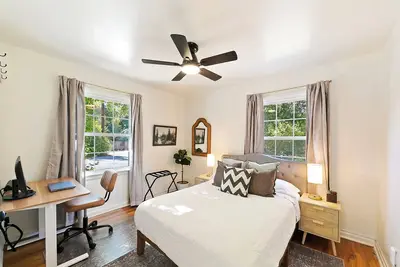 Image de Charming 2-bedroom Riverway Cottage in marvelous Boise with Ac, WiFi