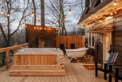 Image de River Retreat: Sauna, Hot Tub, Cold Plunge & More