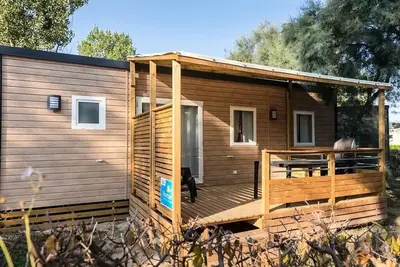 Image de Mobil-home | Premium | 3 Ch. | 6 pers. | Terrasse Lounge | A/C | Tv