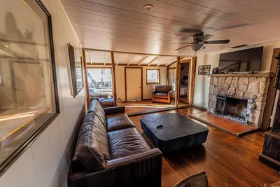 Image de Historic 3-Bedroom Y. O. Ranch House - Authentic Charm and Modern Comforts