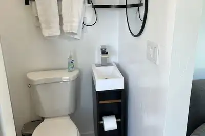 Image de Tiny Home on horse property in Eagle: close to trails/town with private hot tub
