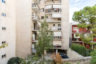 Image de Ανακαινισμένο Μοντέρνο Διαμέρισμα! Πολυ-λειτουργικό για όλες τις ανάγκες σας!