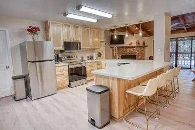 3 Bedroom 2 Bath 2nd Floor