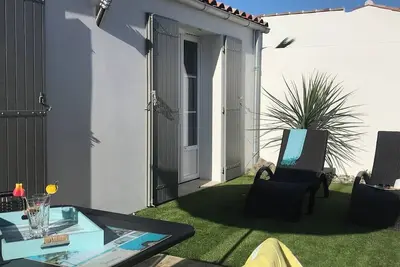 Image de Plage & port, à pieds, depuis notre charmante villa neuve