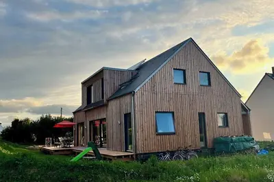 Image de Belle maison en bois à 1 km la côte