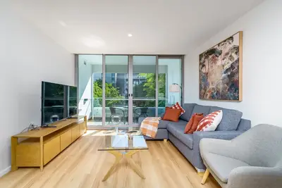 Image de New to Vrbo: Elegant & Cosy Haven in Lively Kingston Foreshore