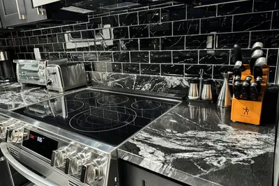 Image de Cozy & Modern Getaway Upper Level Suite in Arnold