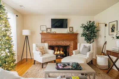 Charming 3-bedroom Farm Cottage: Relax, Unwind, and Explore Gordonsville, Va