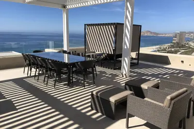 Image de 2-bedroom Ocean Front Suite, Villa La Valencia, Los Cabos - Open Mar 15-Mar 22
