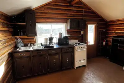 Image de Buck Fever Services - Lodging, Convenience +, Fluids, Wifi, Outdoors, Rental, etc