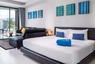 Image de Modern Studio Condo with private Rooftop Terrace and Jacuzzi