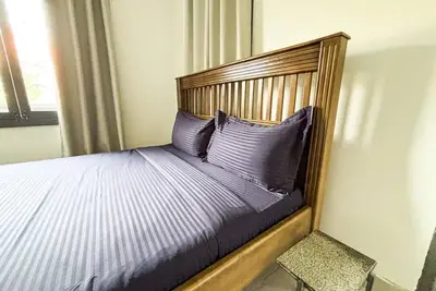 Image de Deluxe Double Bedroom Entebbe with En-suite Bathroom