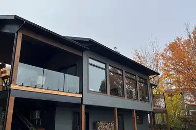Image de House by the lake 45 minutes from Quebec City!