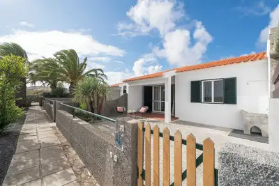 Image de Dans un quartier calme de Porto Santo - Casa Areia Dourada