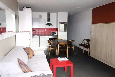 Image de Wohnung 2 TEILe 46m2 High Der Station