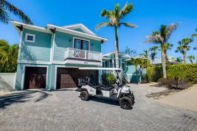 Image de Golf Cart - Beachy Keen by SeaBreeze Vacation