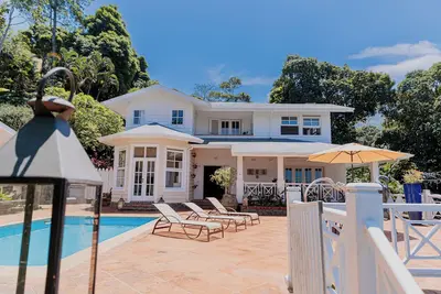 Image de Beautiful House in Luxury Condominium overlooking São Conrado Beach.