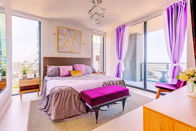 Image de Stunning Water Paradise 3 bedroom Ocean & Skyline!