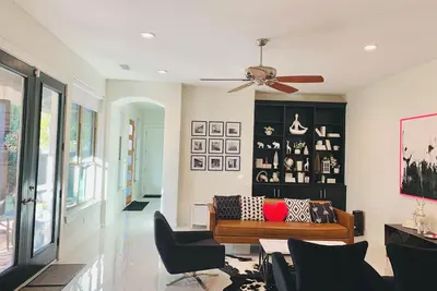 Image de Home in Fw Cultural District