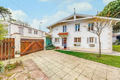 Image de Belle maison à Royan avec WiFi