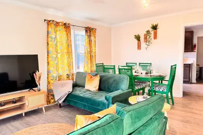 Image de The Michigan Green Suite near the Big House