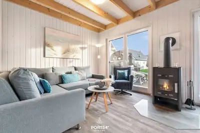 Image de Huus Luv - terrace, beach chair, sunshade, infrared cabin, fireplace, parking lot,