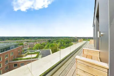 Image de Brand New Luxury Penthouse 2 Bedroom\/ 2 bath