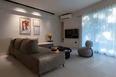 RiverSide Villas Kalamata B1