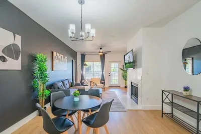 Image de Stay Near Tpc Pool, Balcony, Pickleball, Parking, Wd