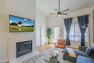 Image de Tpc Golf | Pickleball, Balcony, Pool, Parking, W/D