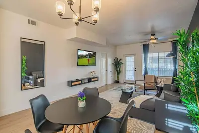 Image de Close To Tpc |Balcony, Pool, Pickleball, Parking W/D