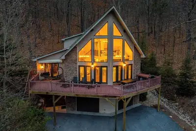 Image de New! Views, Game Rm, Theater, Sauna, Poker