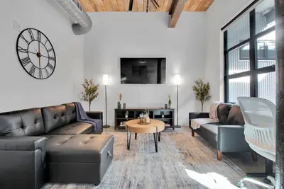 Image de Urban Escape: Industrial 2br/2ba