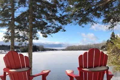 Image de Winter Escape at Tall Pine Point: Snowmobiling, Scenic Views & Cozy Retreat