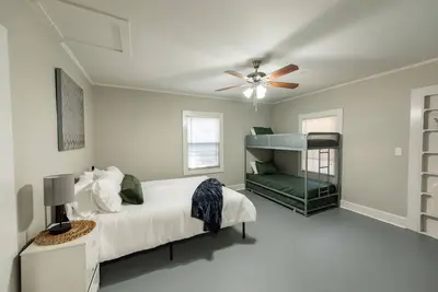 Image de Tranquil 3-bedroom house with Ac in charming Greenville