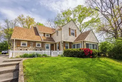 Image de Charming 3-bedroom Home - Perfect for a Peaceful Getaway!