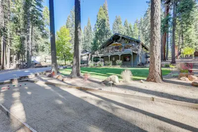 Image de Quiet Cabin w/ Deck: Near Lake Almanor!