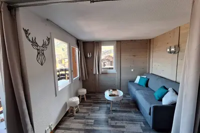 Image de appartement sud est avec superbe balcon d’angle et entrée indépendante!